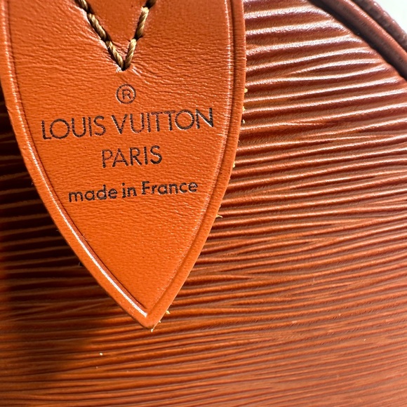 Louis Vuitton Handbag Speedy - Picture 5 of 10